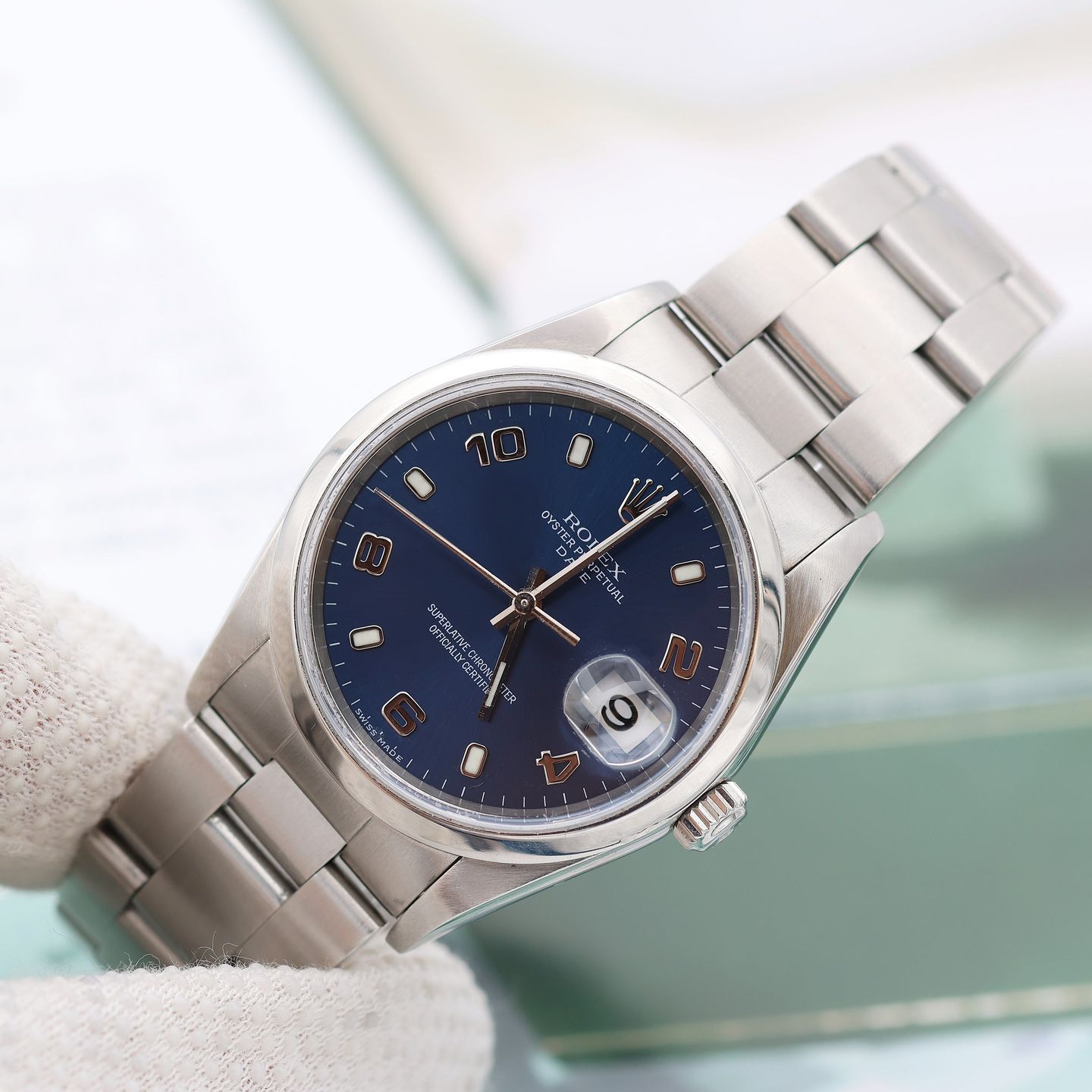 Rolex Oyster Perpetual Date 15200 - (6/8)