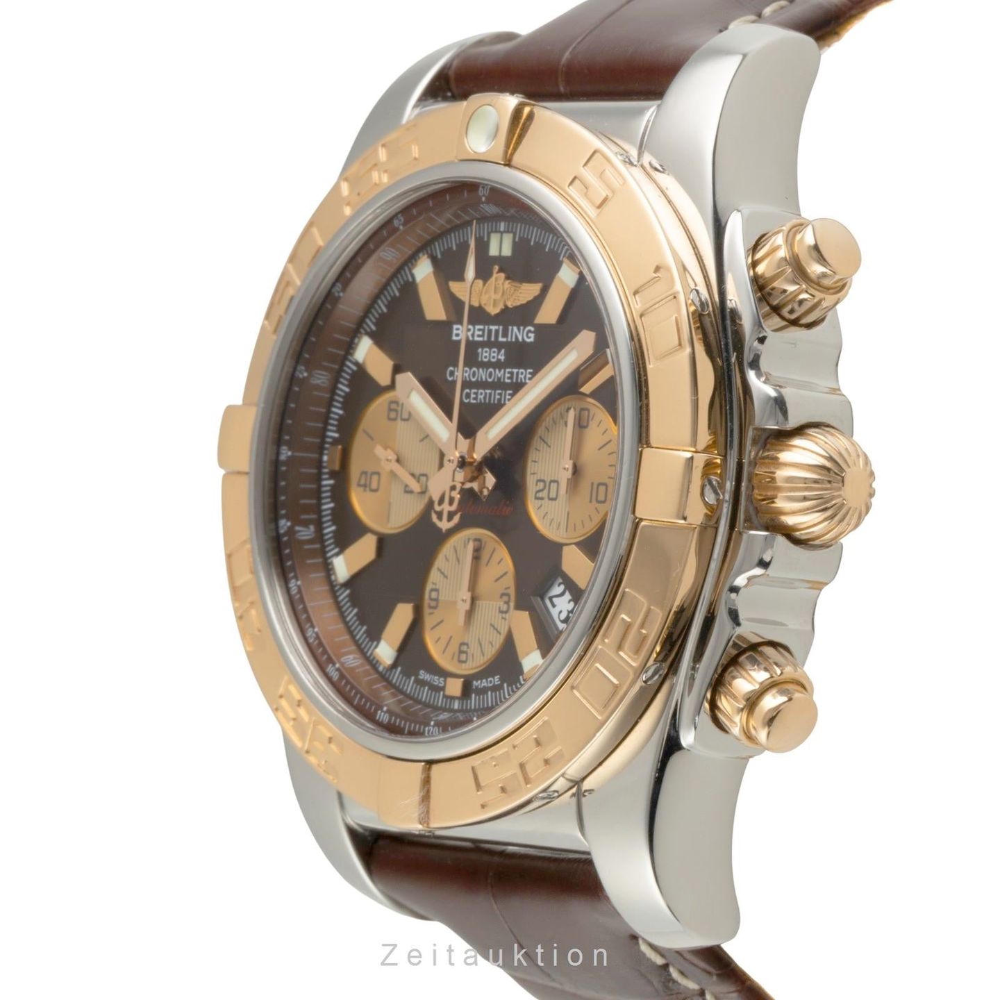 Breitling Chronomat 44 CB0110 (Unknown (random serial)) - Black dial 44 mm Gold/Steel case (5/8)