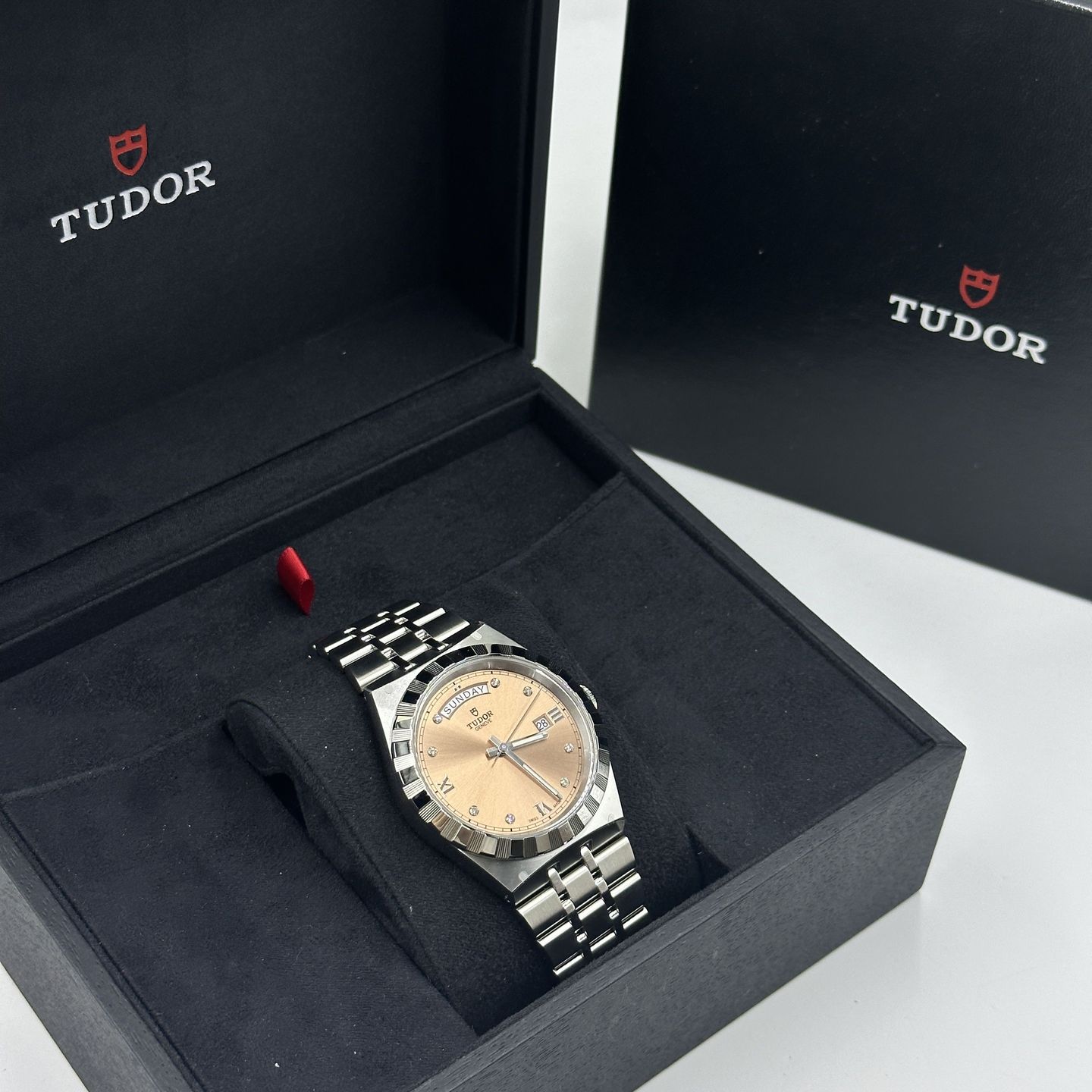 Tudor Royal 28600-0011 (2024) - Roze wijzerplaat 41mm Staal (3/8)