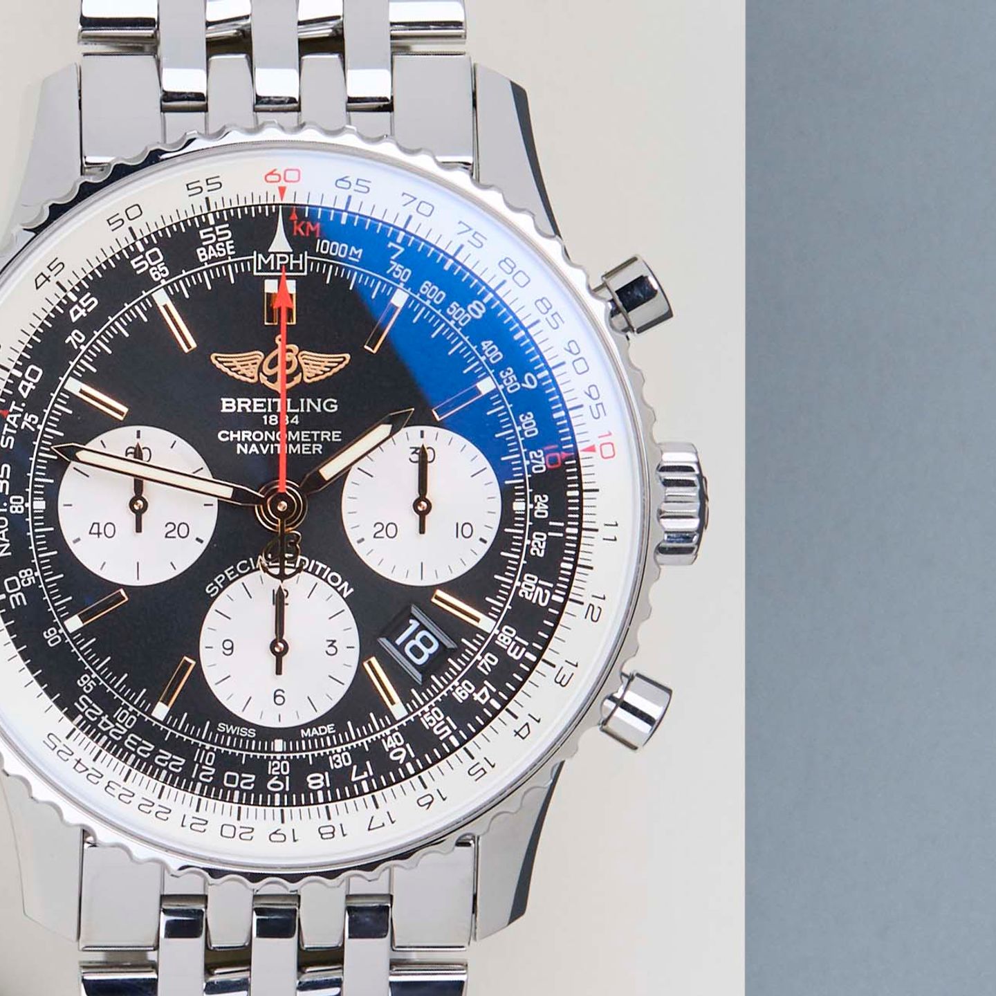 Breitling Navitimer 01 AB0121 - (5/8)