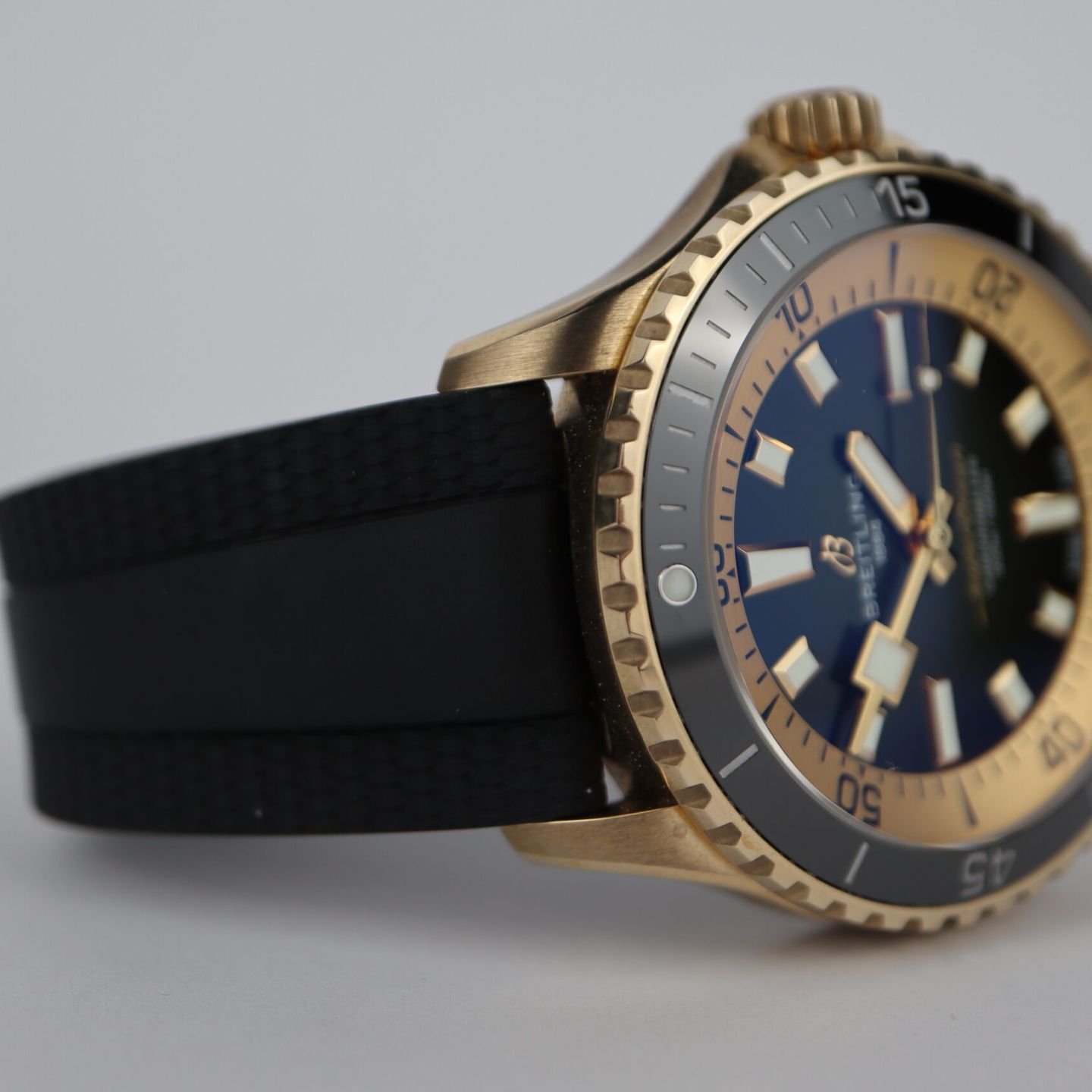 Breitling Superocean 42 N17375201L1S1 (2025) - 42mm Brons (6/8)