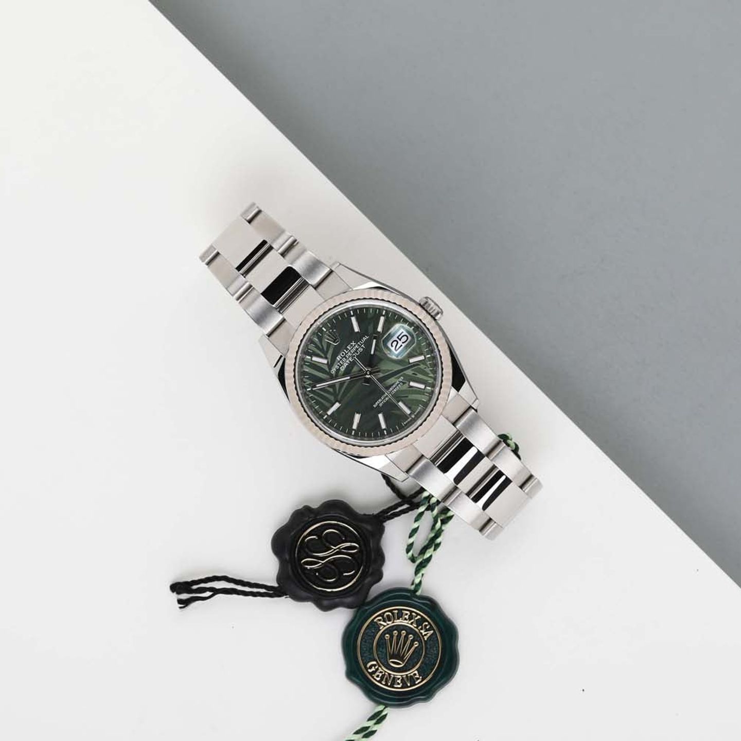 Rolex Datejust 36 126234 (2021) - Green dial 36 mm Steel case (2/8)