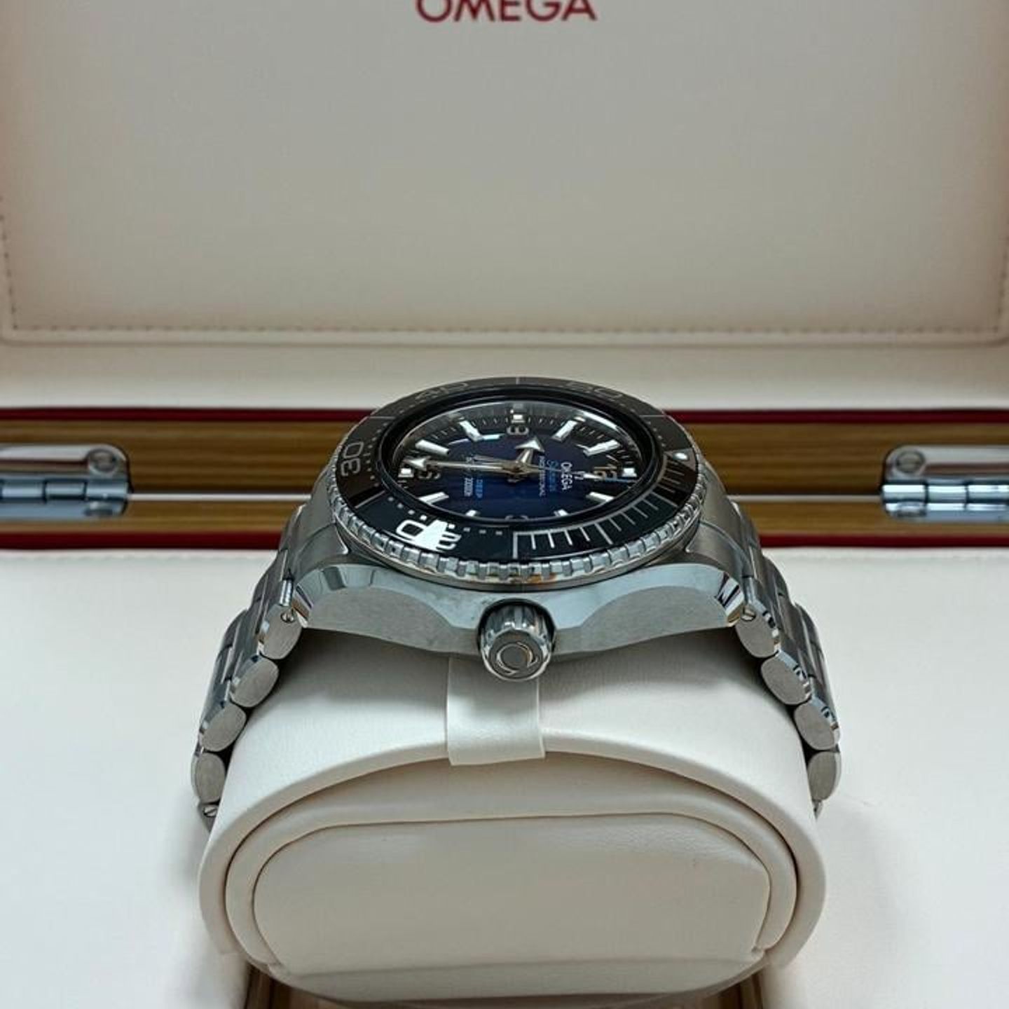 Omega Seamaster Ultra Deep 6000M 215.30.46.21.03.001 - (4/10)
