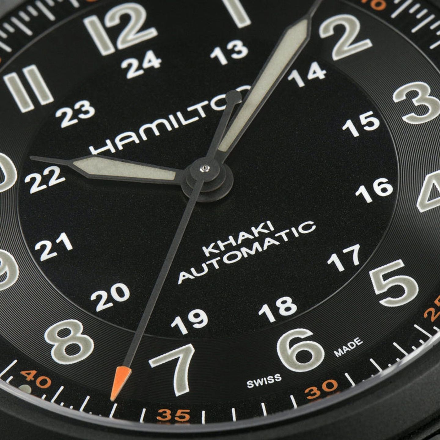 Hamilton Khaki Field H70665130 (2026) - Zwart wijzerplaat 42mm Titanium (4/6)