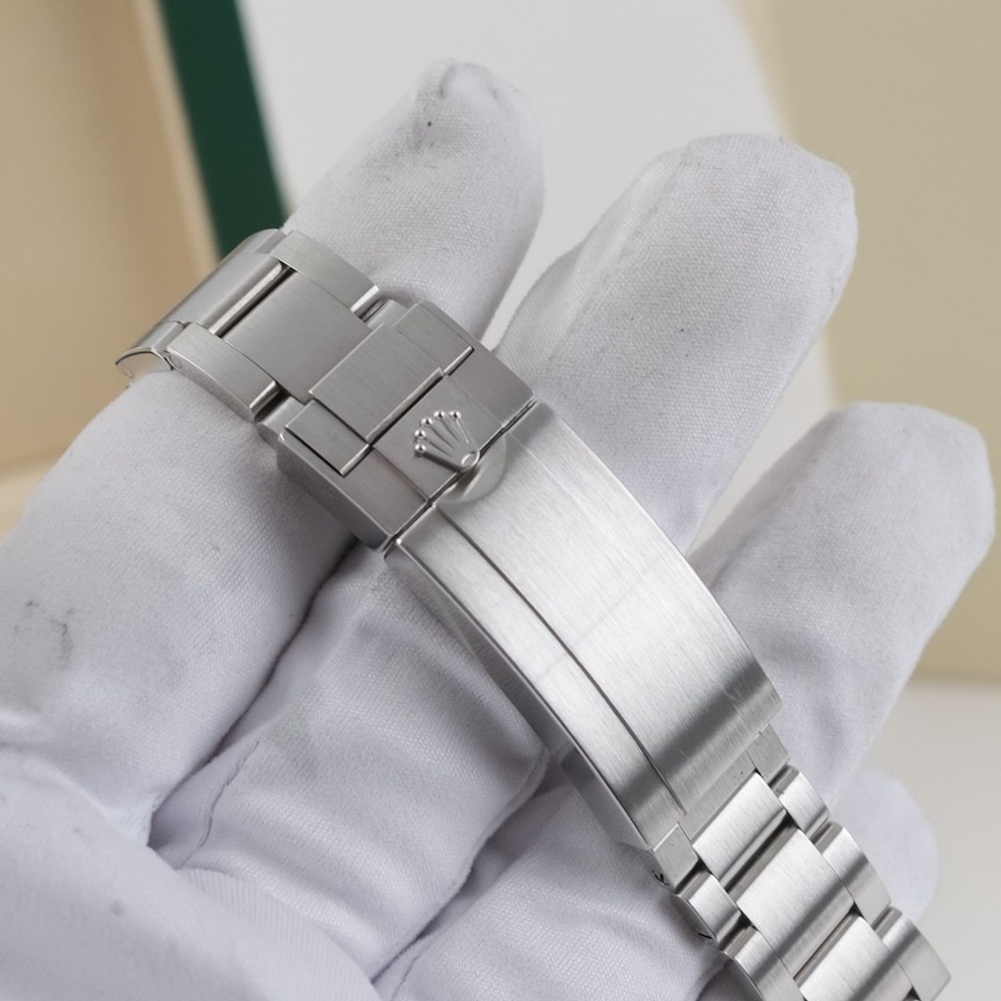 Rolex Submariner No Date 114060 (2016) - Black dial 40 mm Steel case (8/8)