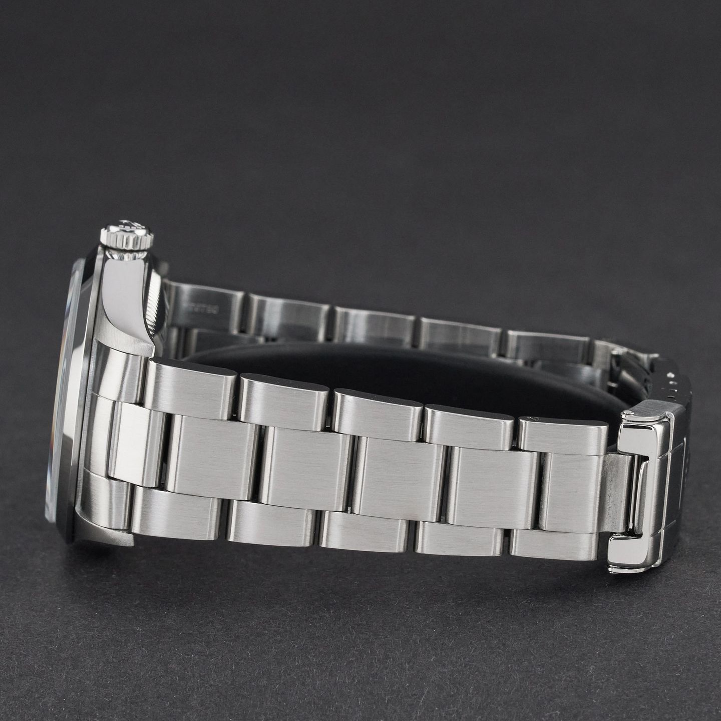 Rolex Explorer 14270 (1999) - Black dial 36 mm Steel case (4/7)