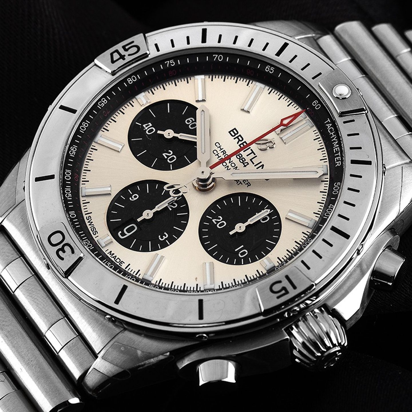 Breitling Chronomat 42 AB0134101G1A1 (2025) - Silver dial 42 mm Steel case (3/7)