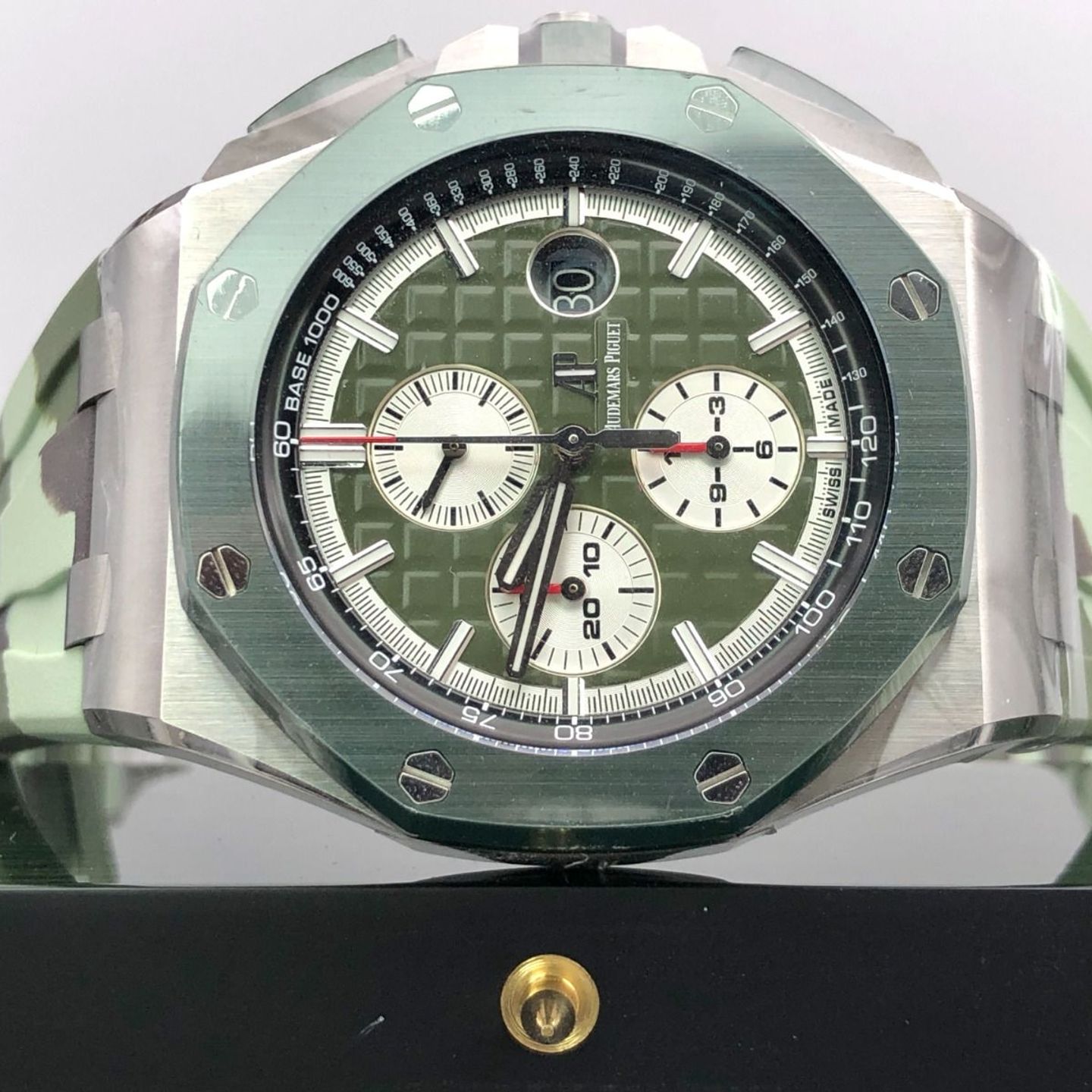 Audemars Piguet Royal Oak Offshore 26400SO.OO.A055CA.01 (2021) - Green dial 43 mm Steel case (6/8)