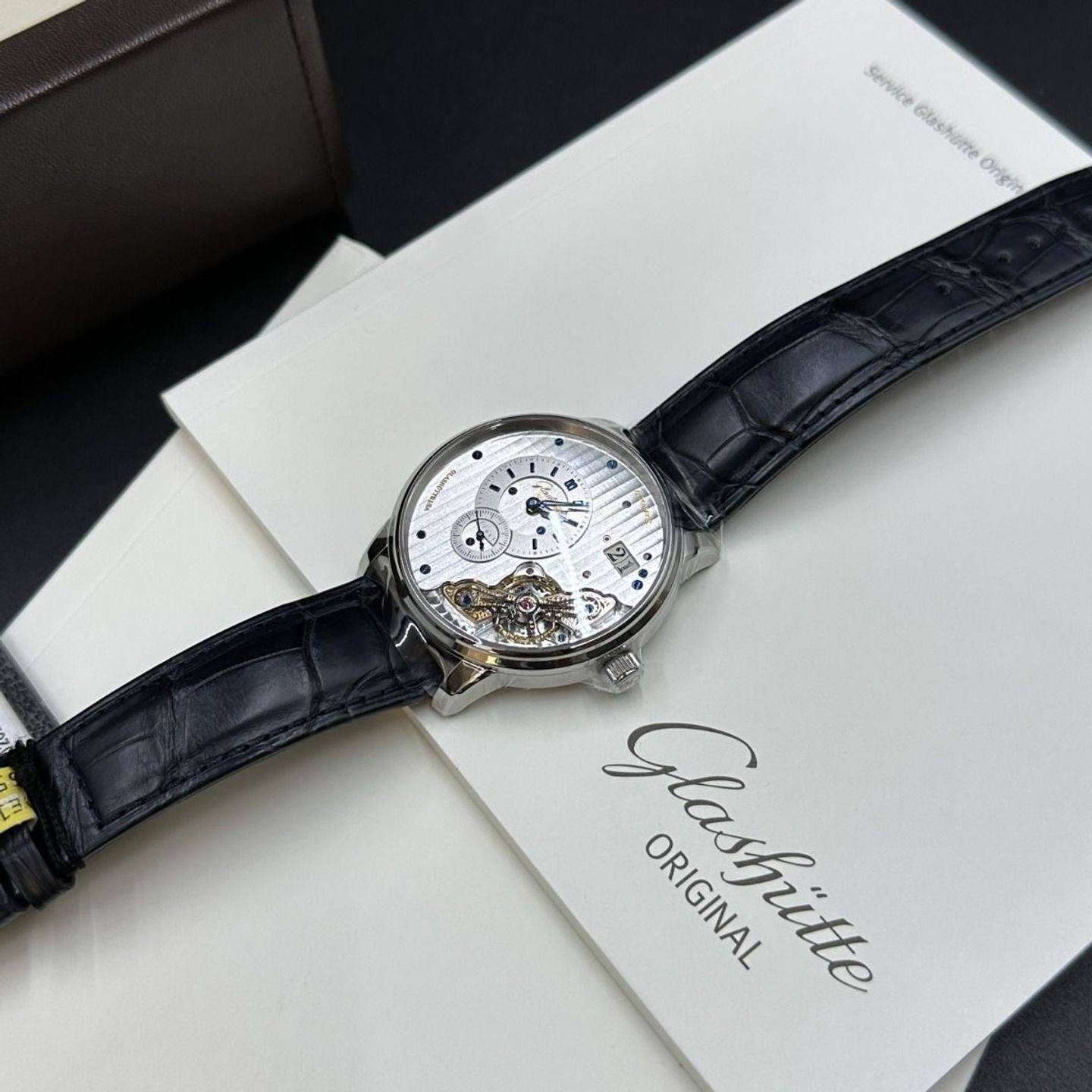 Glashütte Original PanoMaticInverse 1-91-02-02-02-30 (2022) - Silver dial 42 mm Steel case (2/8)