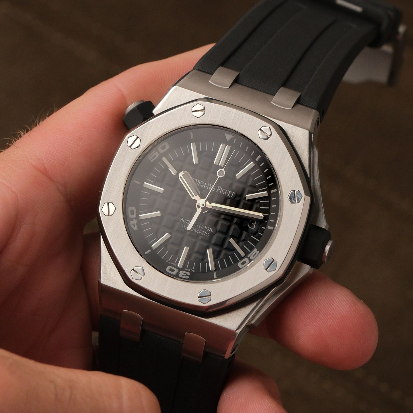 Audemars Piguet Royal Oak Offshore Diver 15710ST - (2/6)