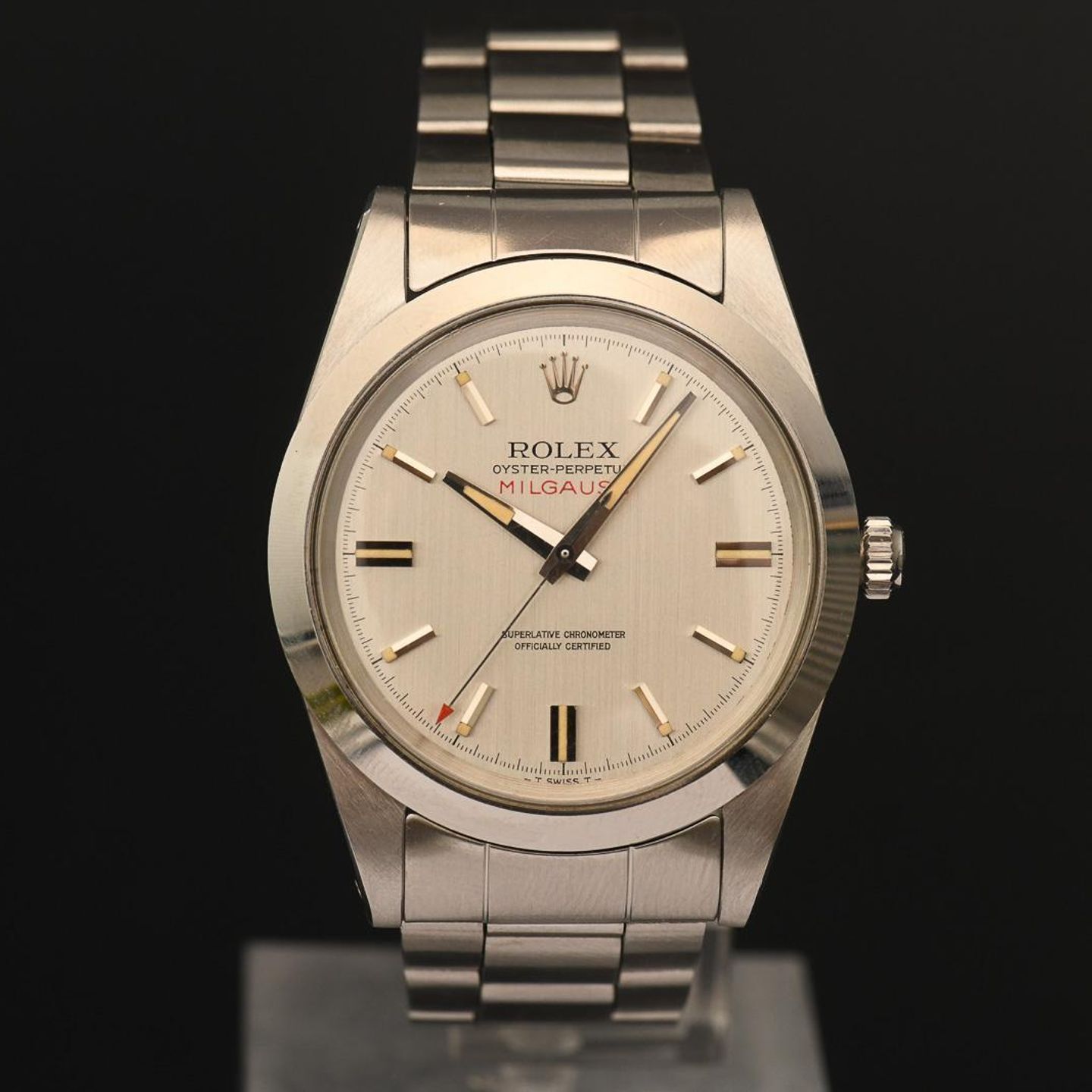 Rolex Milgauss 1019 (1969) - Silver dial 38 mm Steel case (2/8)
