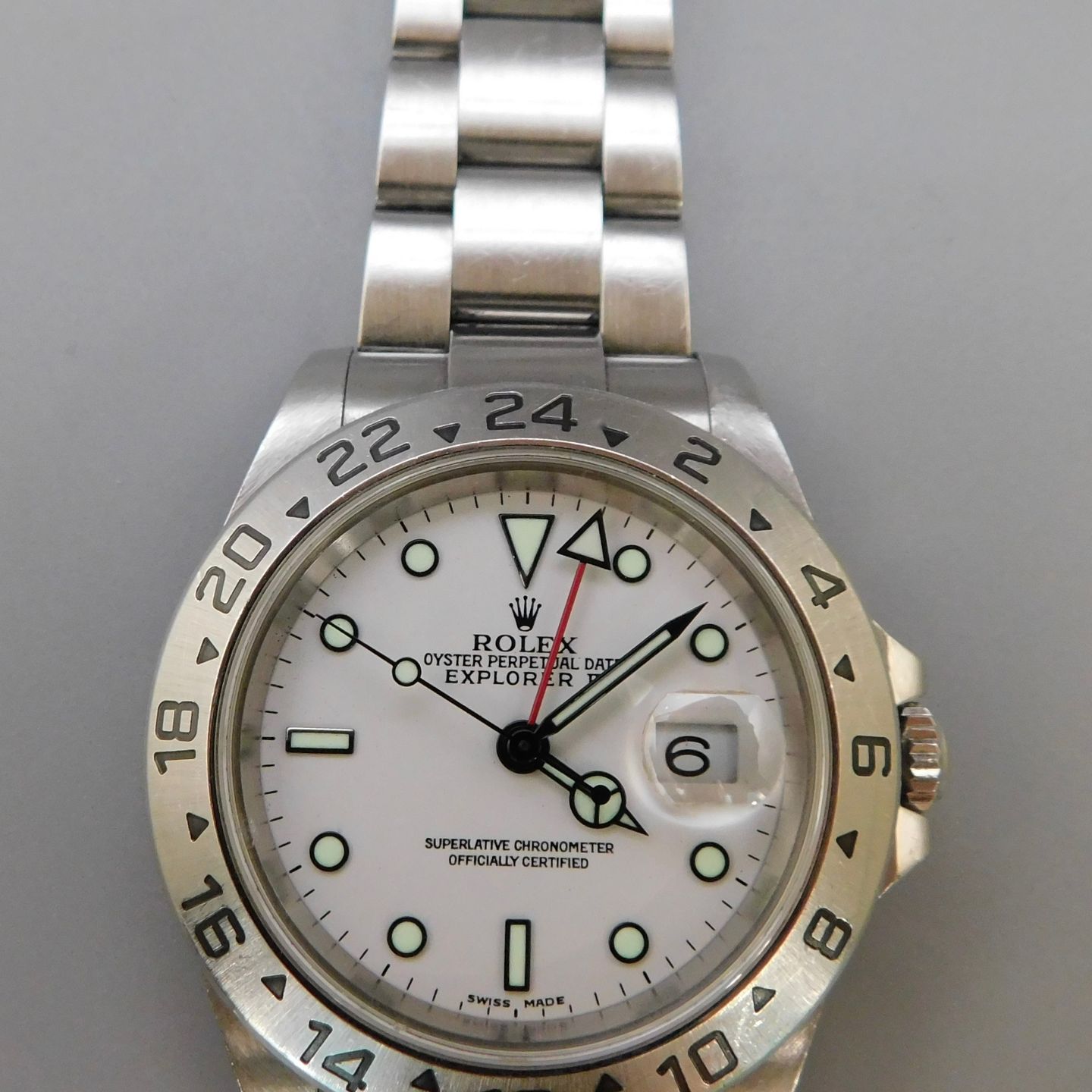 Rolex Explorer II 16570 (2004) - White dial 40 mm Steel case (2/4)