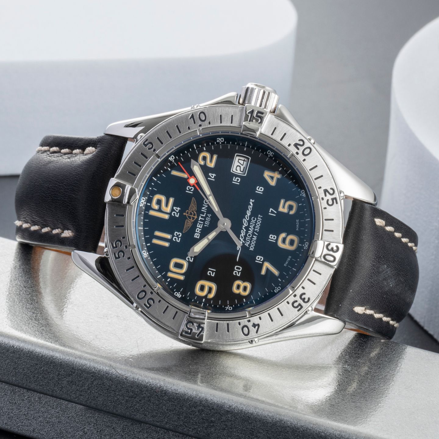 Breitling Superocean A17040 - (2/8)