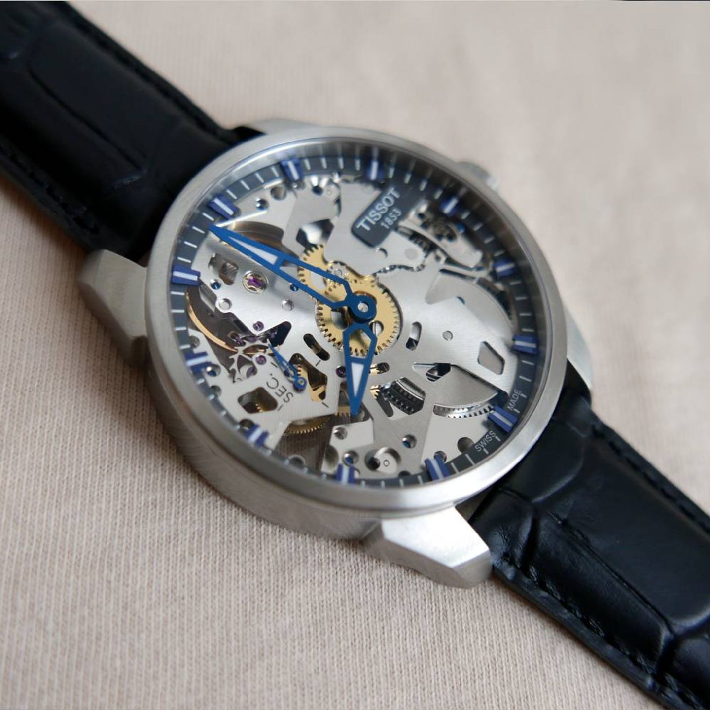 Tissot Unknown T070.405.16.411.00 (2025) - Grey dial 43 mm Steel case (2/8)