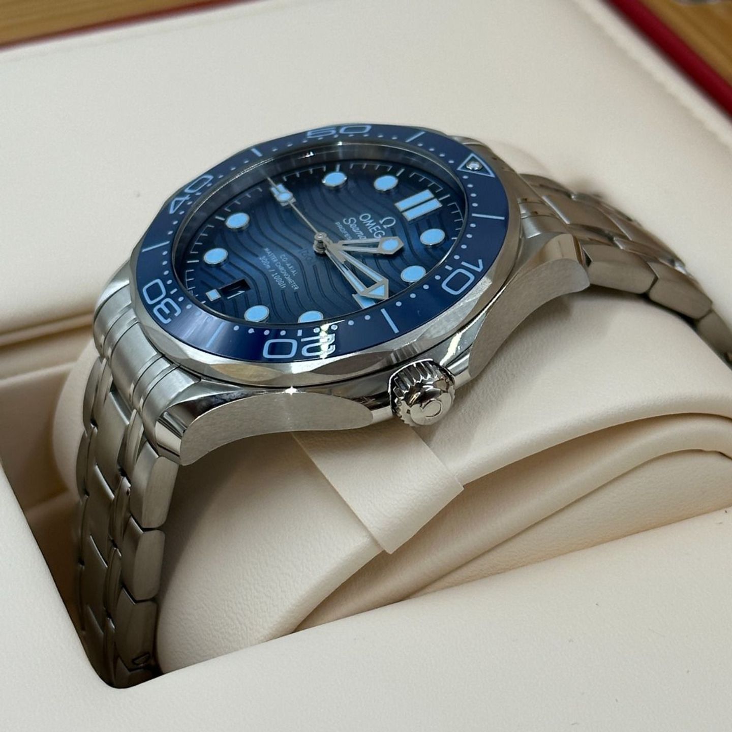 Omega Seamaster Diver 300 M 210.30.42.20.03.003 (2023) - Blauw wijzerplaat 42mm Staal (6/8)