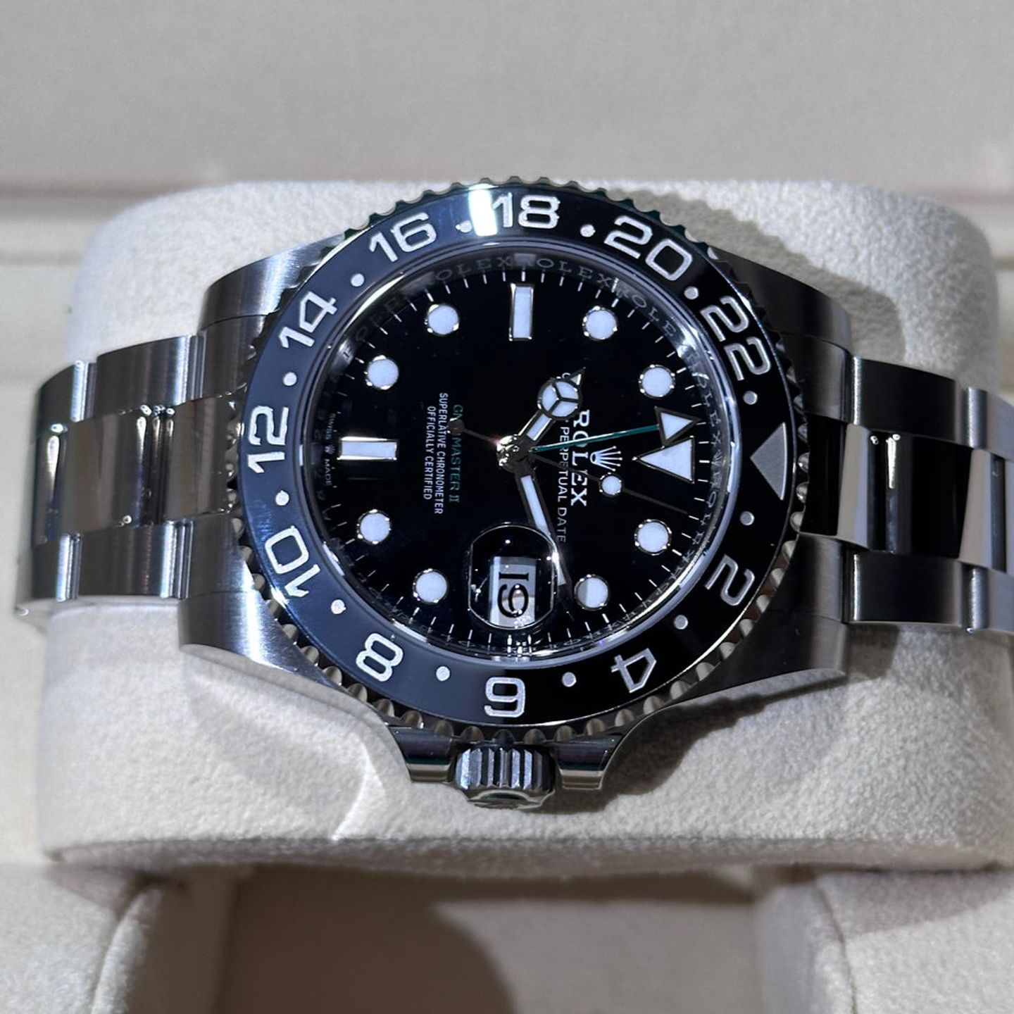 Rolex GMT-Master II 126710GRNR - (2/3)