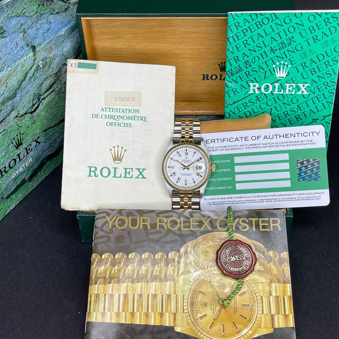 Rolex Oyster Perpetual Date 15223 (1991) - 34mm Goud/Staal (2/8)