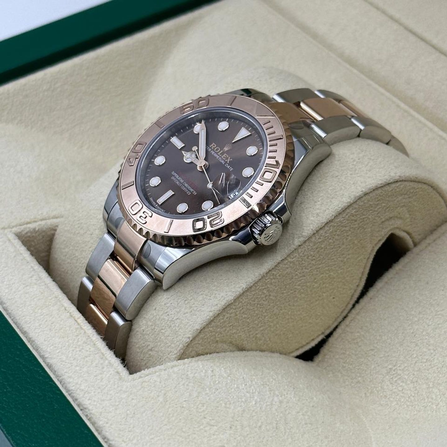 Rolex Yacht-Master 268621 (2025) - 37mm Goud/Staal (7/10)