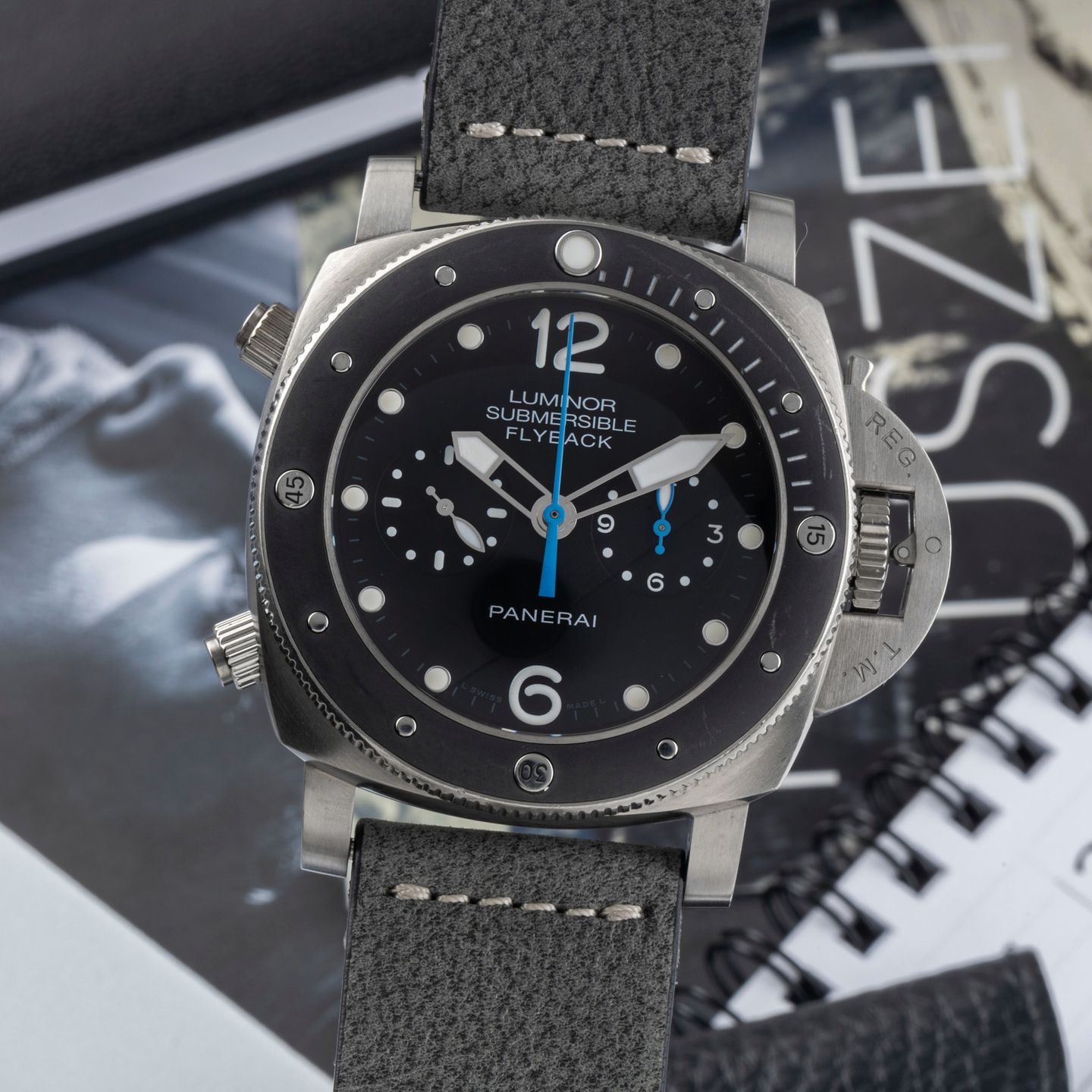 Panerai Luminor Submersible 1950 3 Days Automatic PAM00615 - (3/8)