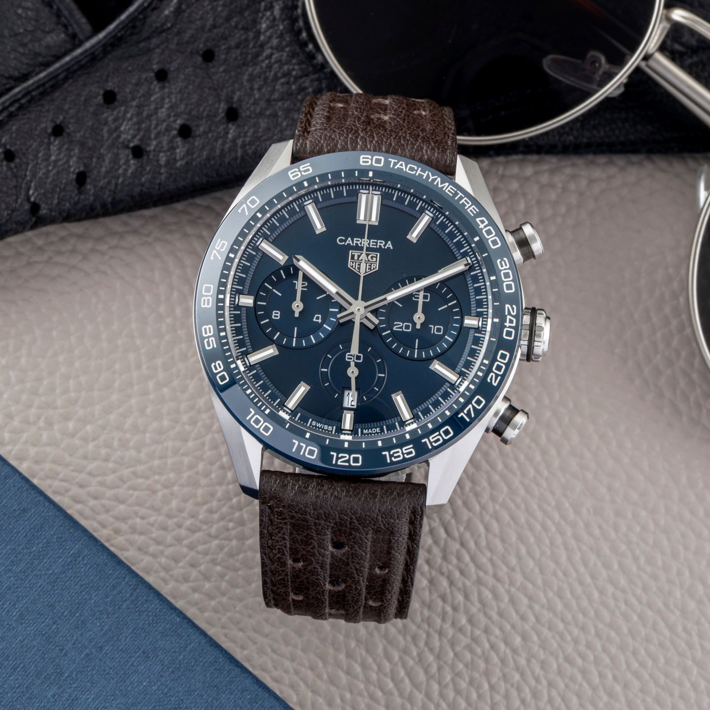 TAG Heuer Carrera CBN2A1A (Onbekend (willekeurig serienummer)) - Blauw wijzerplaat 44mm Staal (1/8)