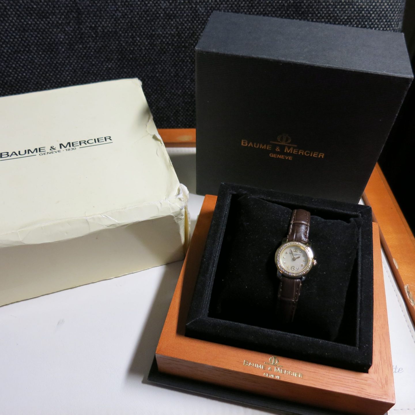 Baume & Mercier Capeland 65440 (Unknown (random serial)) - Pearl dial 23 mm Yellow Gold case (3/3)