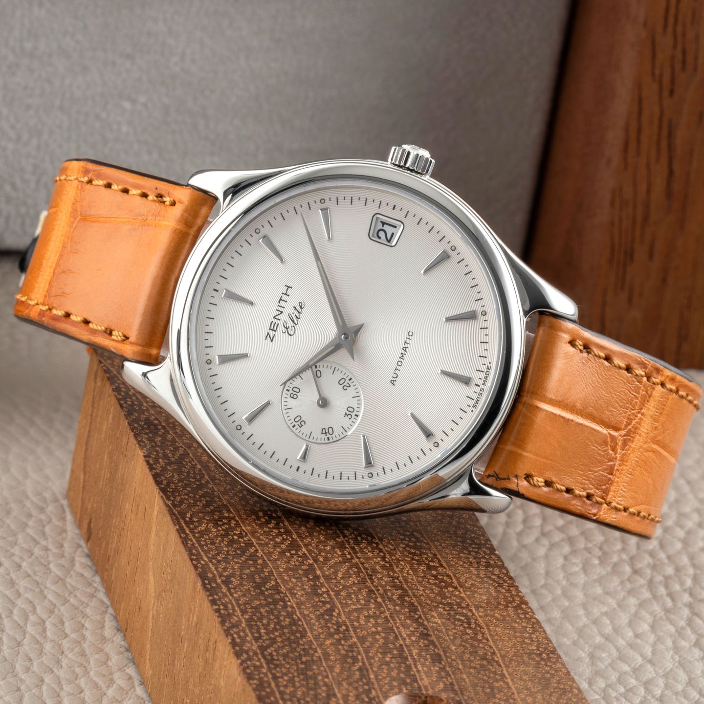 Unknown Unknown 90/01.0040.680 (1999) - (2/8)