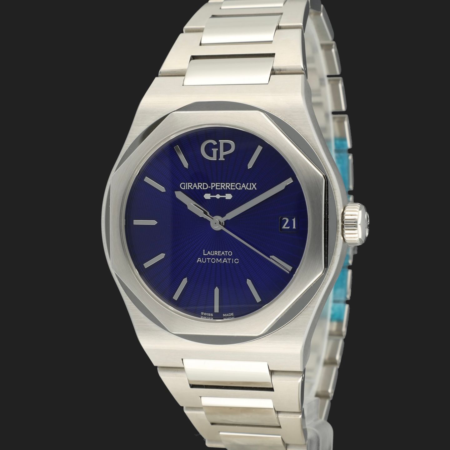Girard-Perregaux Laureato 81010-11-432-11A - (1/8)