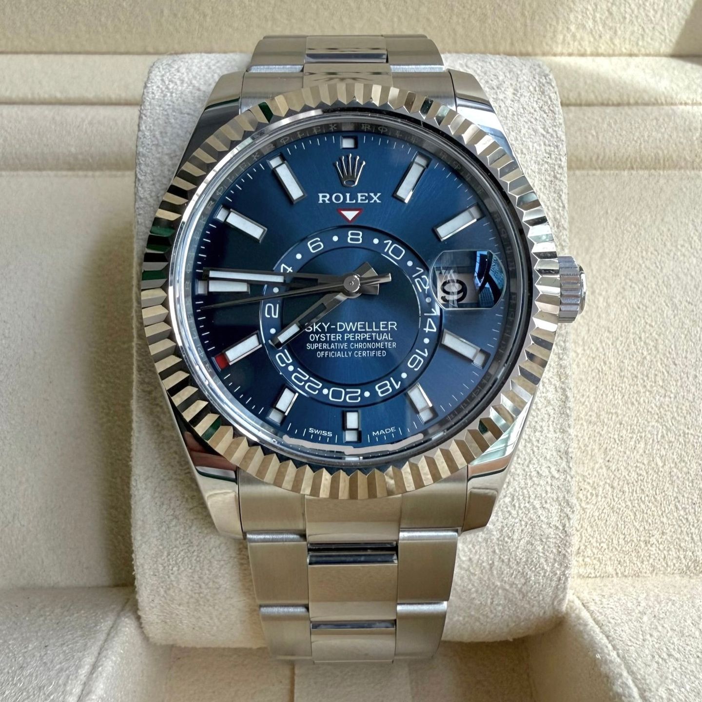 Rolex Sky-Dweller 326934 (2018) - Blue dial 42 mm Steel case (1/14)