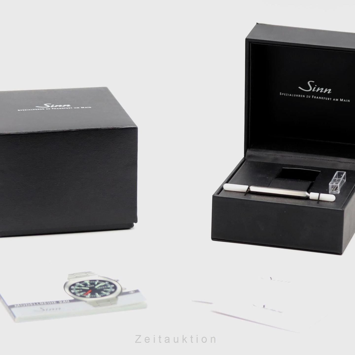 Sinn 240 240.010 (Unknown (random serial)) - Black dial 43 mm Steel case (7/8)