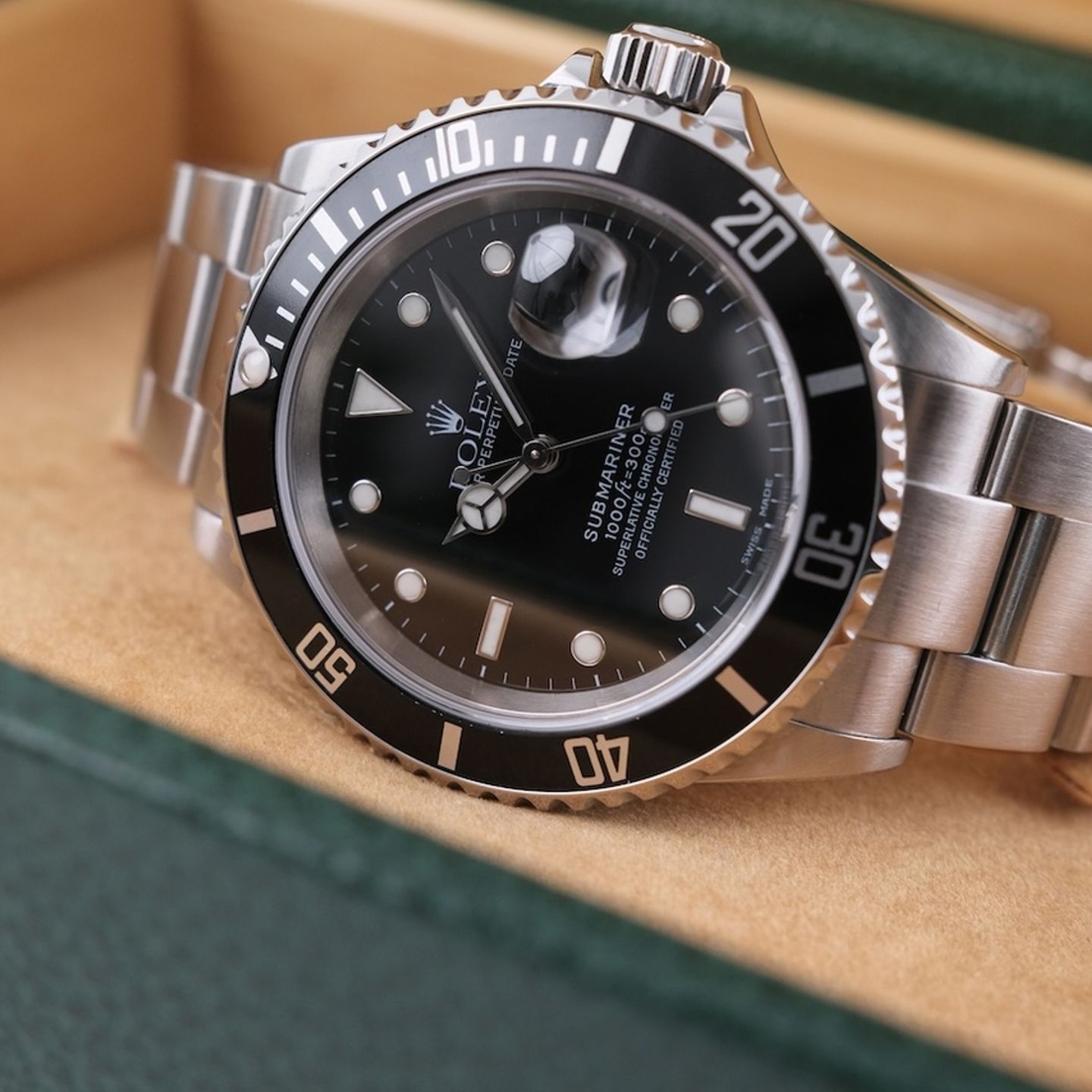 Rolex Submariner Date 16610 - (2/8)