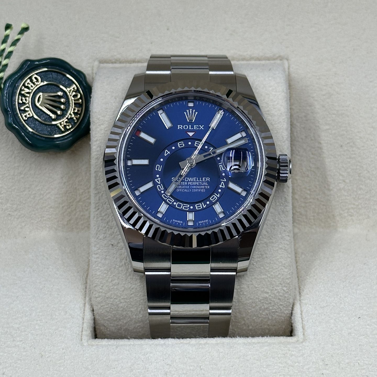 Rolex Sky-Dweller 326934 (Onbekend (willekeurig serienummer)) - Blauw wijzerplaat 42mm Staal (3/8)