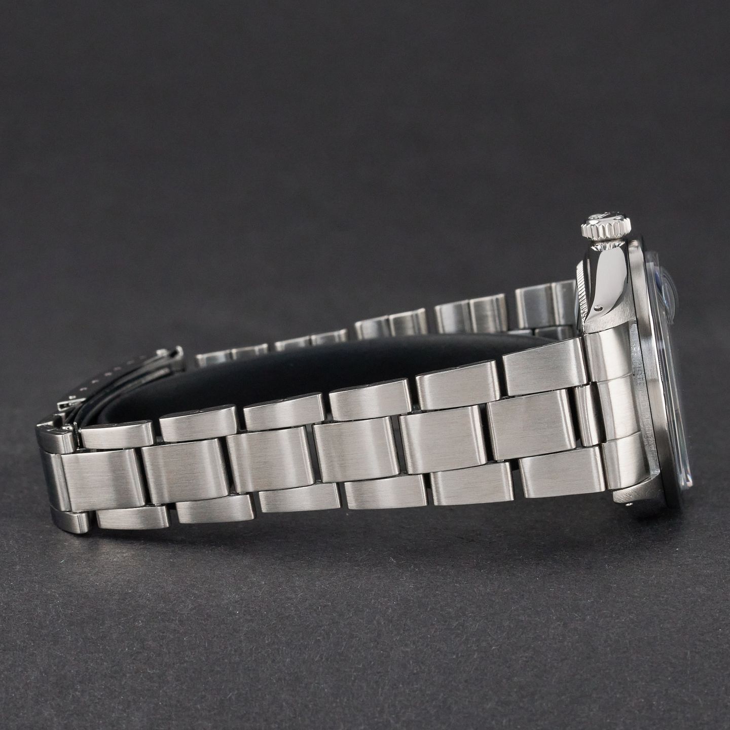 Rolex Oyster Perpetual Date 1501 (1970) - Black dial 34 mm Steel case (6/8)
