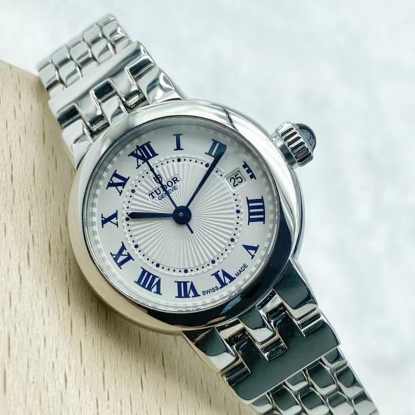 Tudor Clair de Rose 35200 - (2/9)