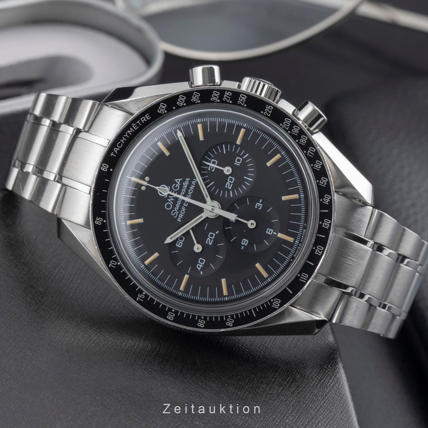 Omega Speedmaster Professional Moonwatch 3592.50.00 I - (2/8)