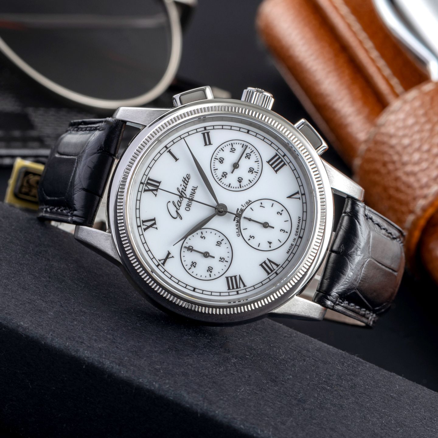 Glashütte Original Senator 1-39-31-05-03-04 (Unknown (random serial)) - White dial 39 mm Steel case (2/8)