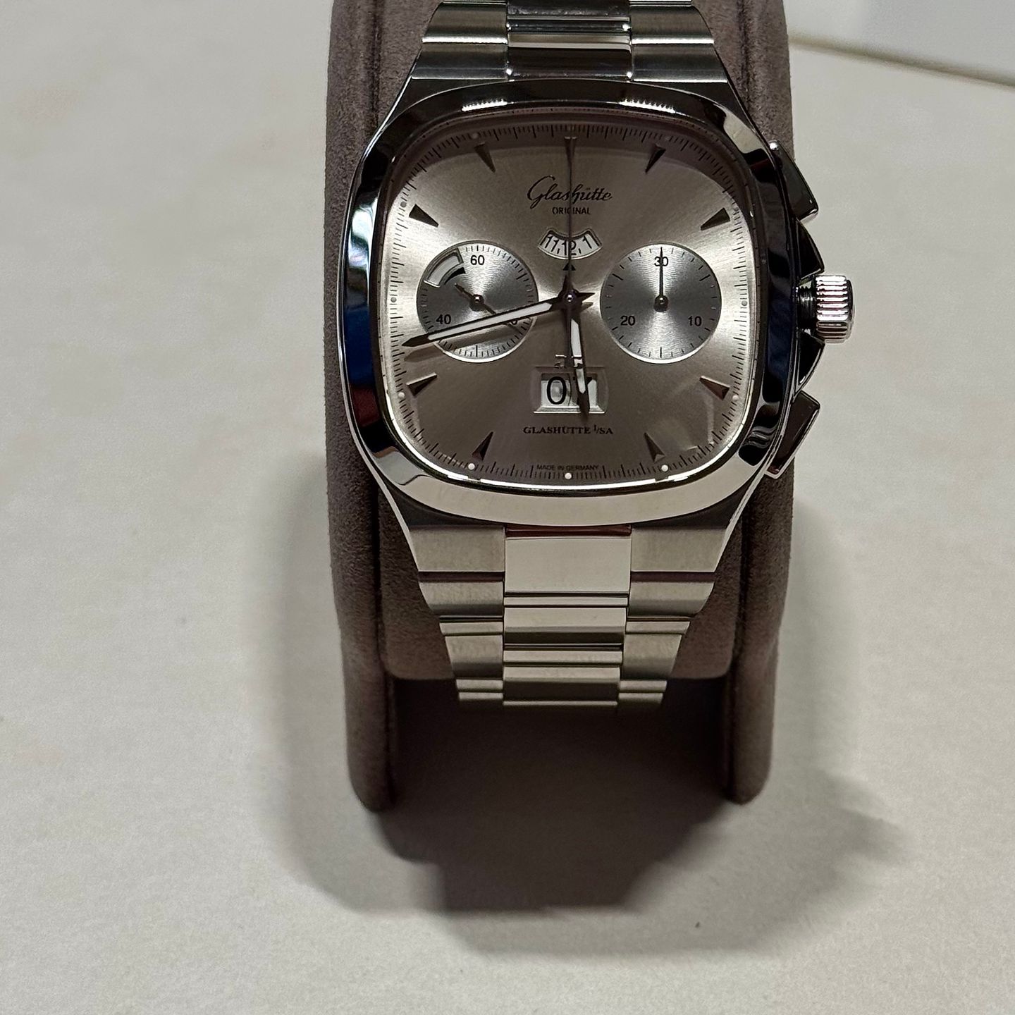 Glashütte Original Seventies Chronograph Panorama Date 1-37-02-02-02-70 - (1/5)