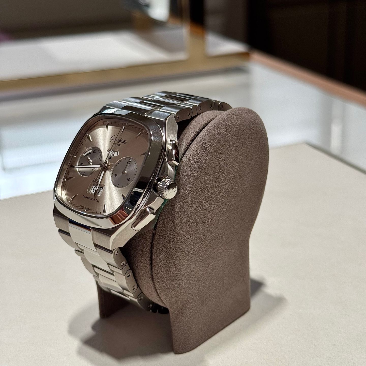 Glashütte Original Seventies Chronograph Panorama Date 1-37-02-02-02-70 - (4/5)