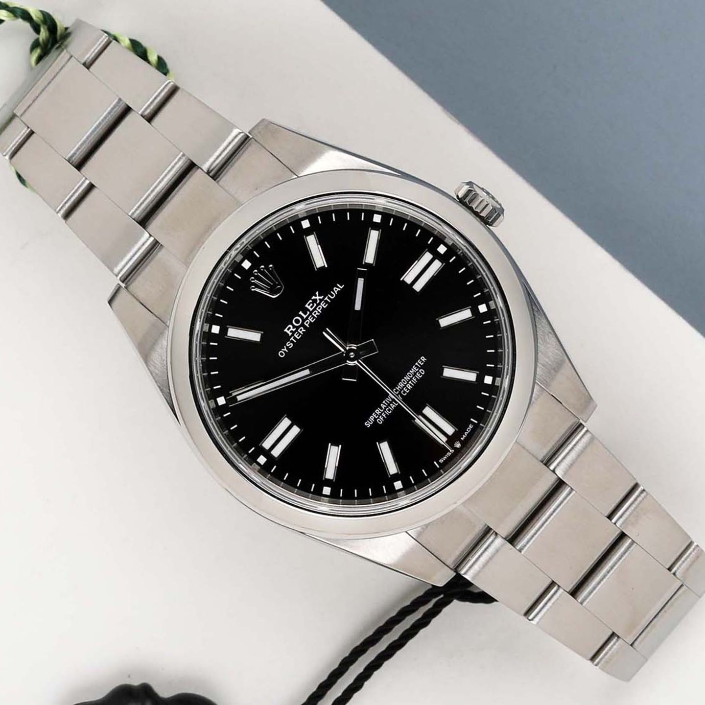 Rolex Oyster Perpetual 41 124300 (2022) - Zwart wijzerplaat 41mm Staal (1/8)