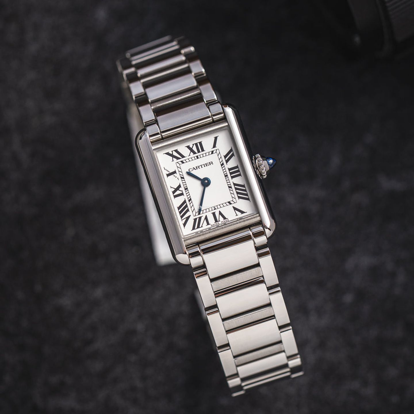 Cartier Tank WSTA0107 (2025) - Silver dial 22 mm Steel case (1/8)