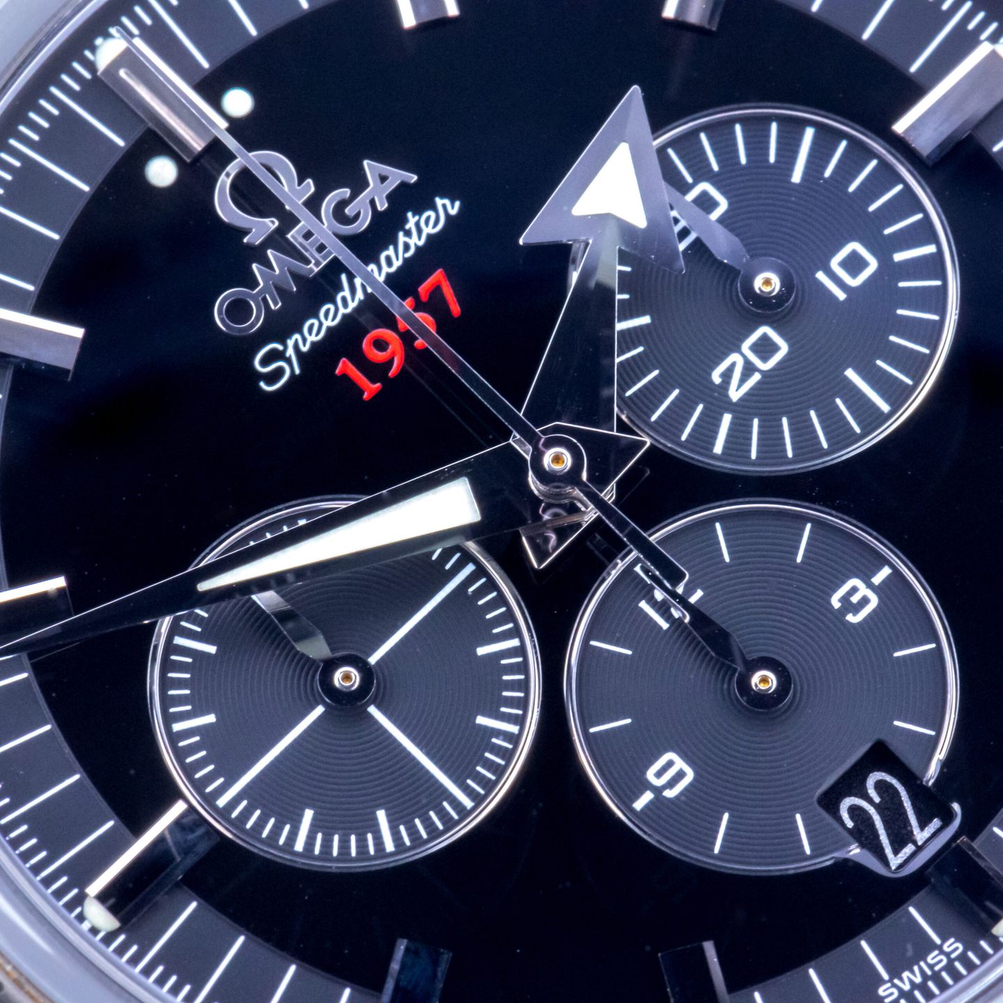 Omega Speedmaster Broad Arrow 321.10.42.50.01.001 - (2/8)