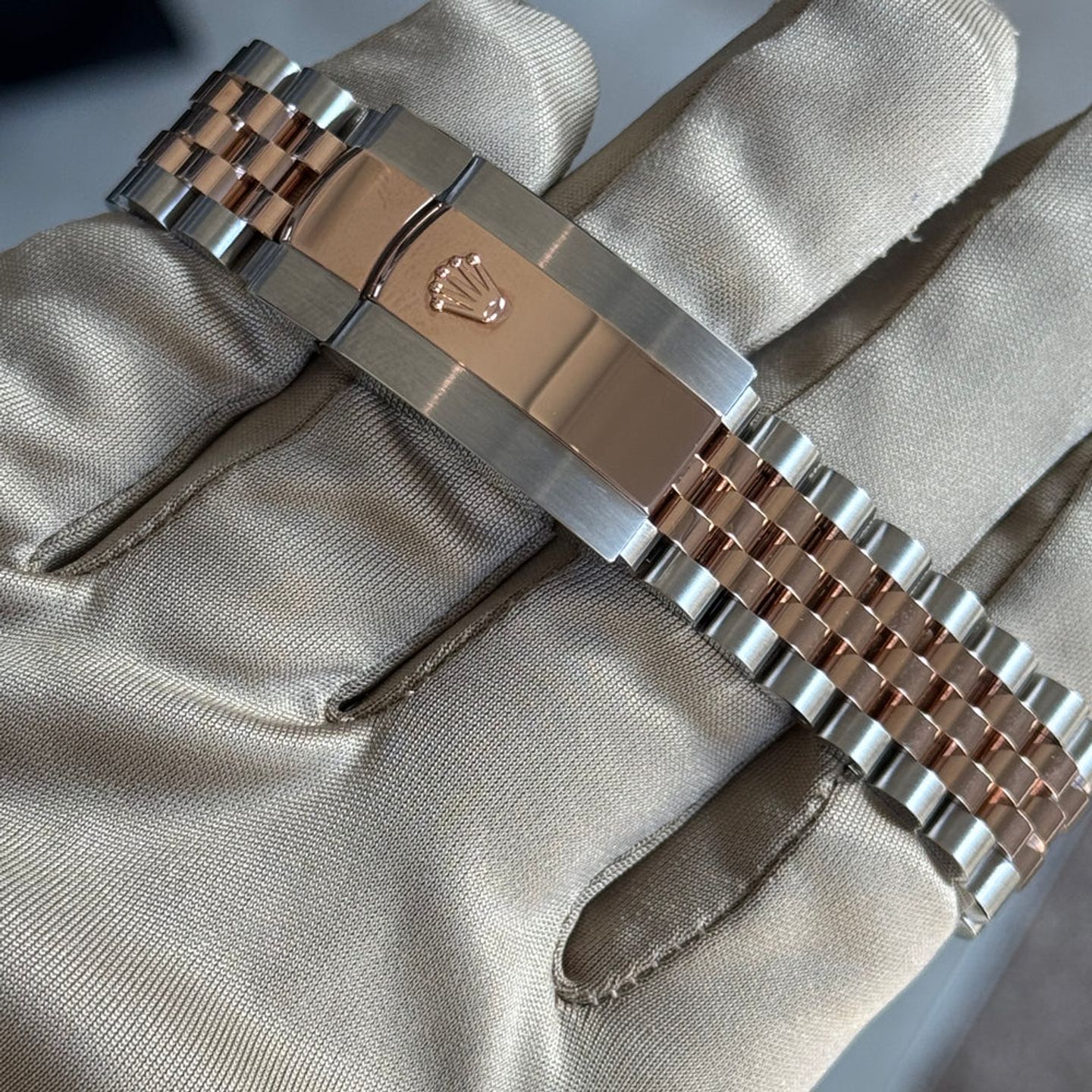 Rolex Datejust 41 126331 (2025) - Brown dial 41 mm Gold/Steel case (4/7)