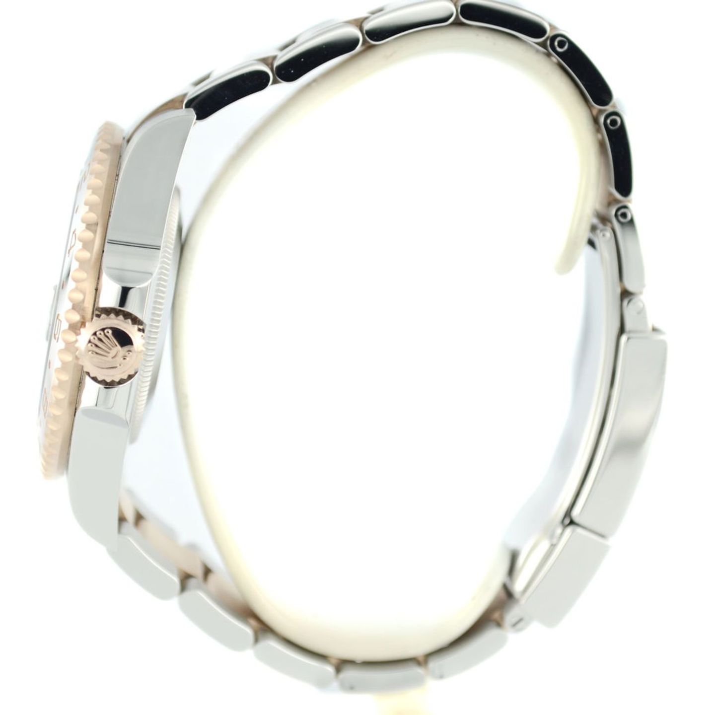 Rolex GMT-Master II 126711CHNR (2024) - Black dial 40 mm Gold/Steel case (3/7)