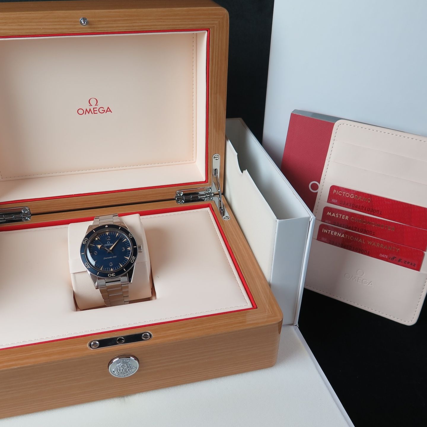 Omega Seamaster 300 234.30.41.21.03.001 (2022) - Blauw wijzerplaat 41mm Staal (7/7)