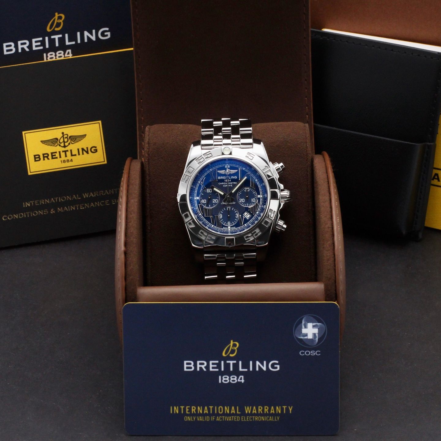 Breitling Chronomat 44 AB0110 (2021) - 44 mm Steel case (3/8)