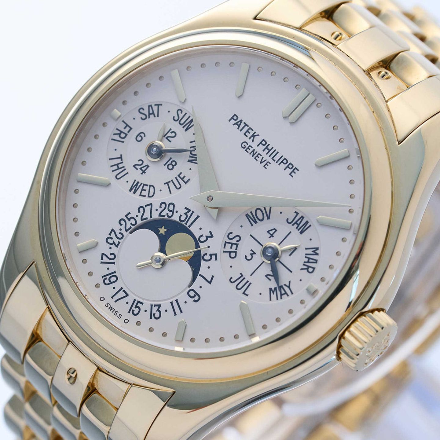 Patek Philippe Perpetual Calendar 5136/1J-001 - (2/8)