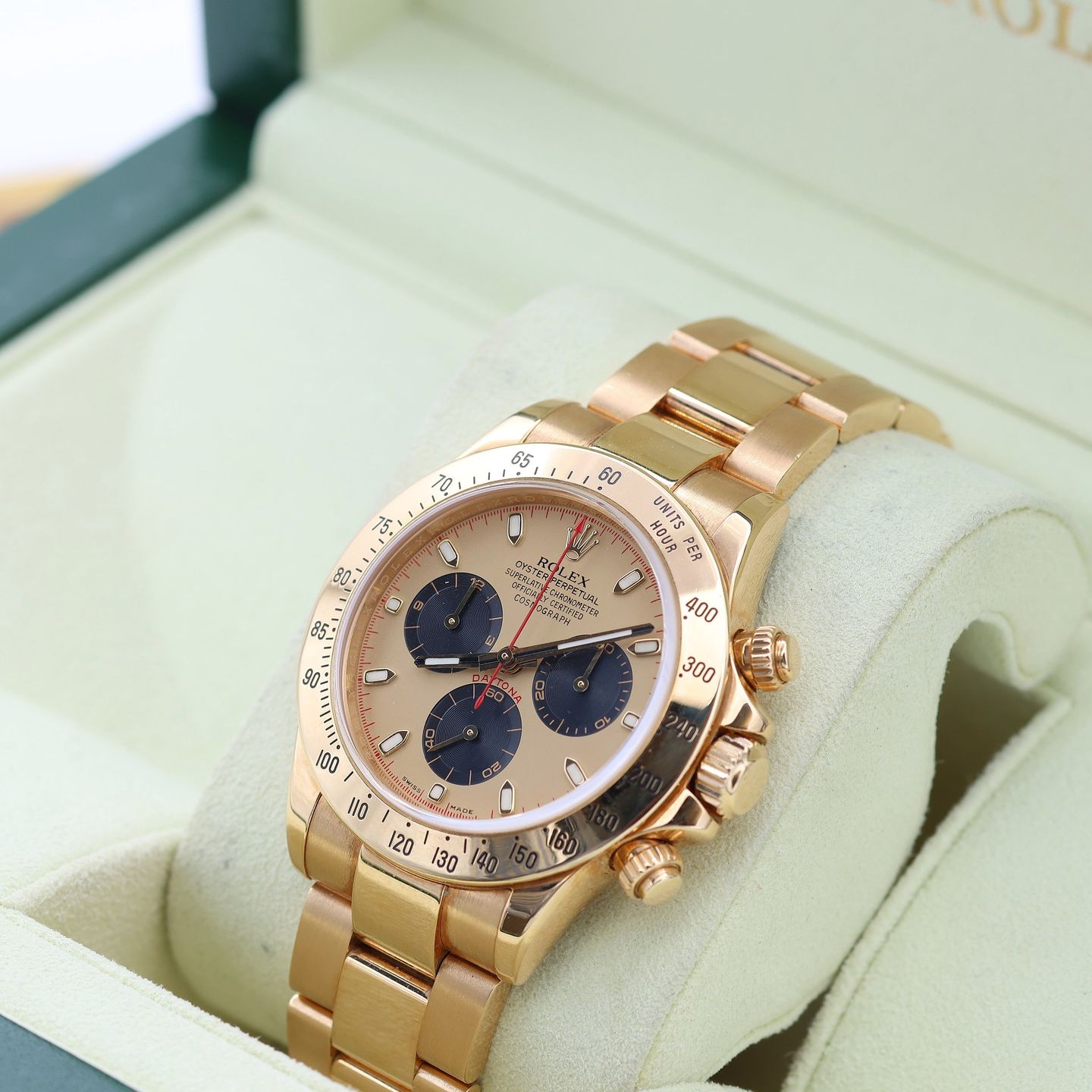 Rolex Daytona 116528 (Onbekend (willekeurig serienummer)) - Champagne wijzerplaat 40mm Geelgoud (2/8)