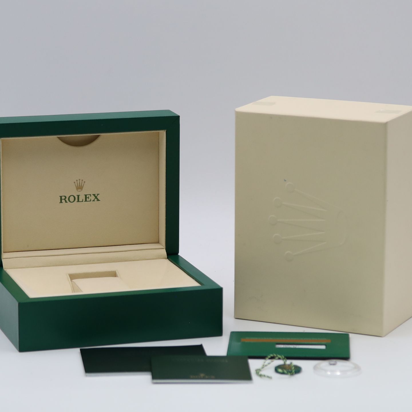 Rolex Sea-Dweller 126600 (Unknown (random serial)) - Black dial 43 mm Steel case (8/8)