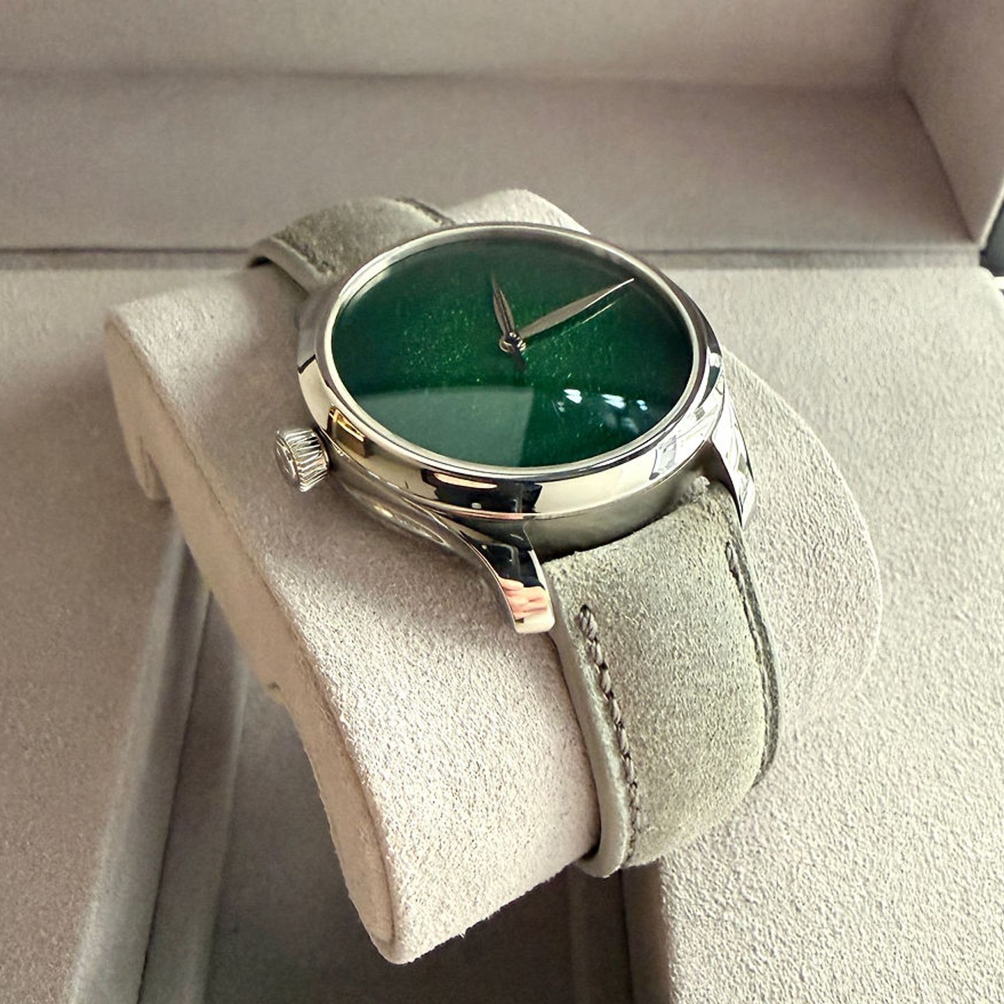 H. Moser & Cie. Endeavour 1200-1233 - (5/7)