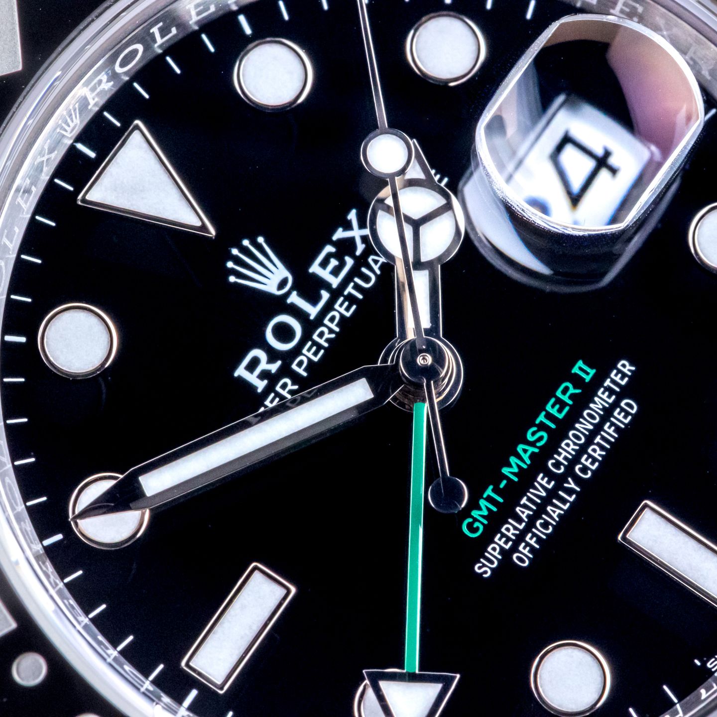 Rolex GMT-Master II 126710GRNR - (2/8)