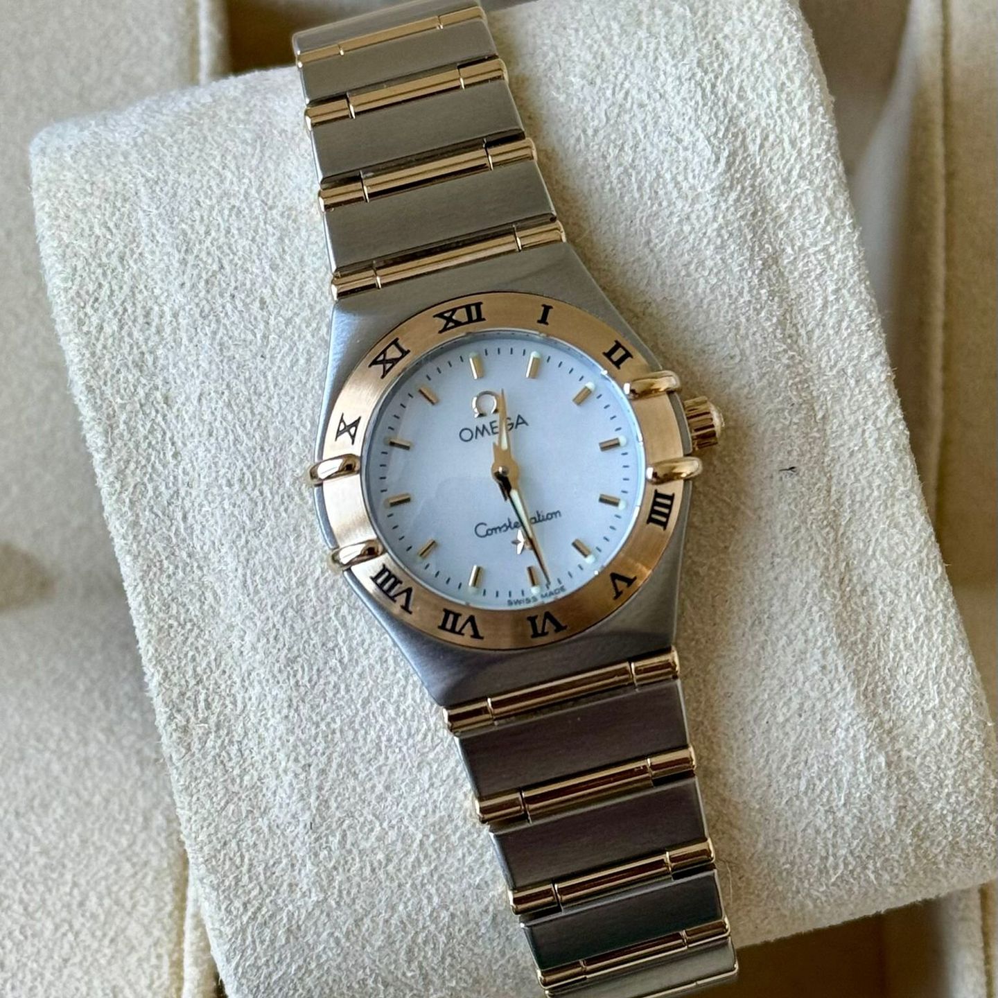 Omega Constellation 1262.70.00 (2004) - White dial 23 mm Gold/Steel case (1/7)